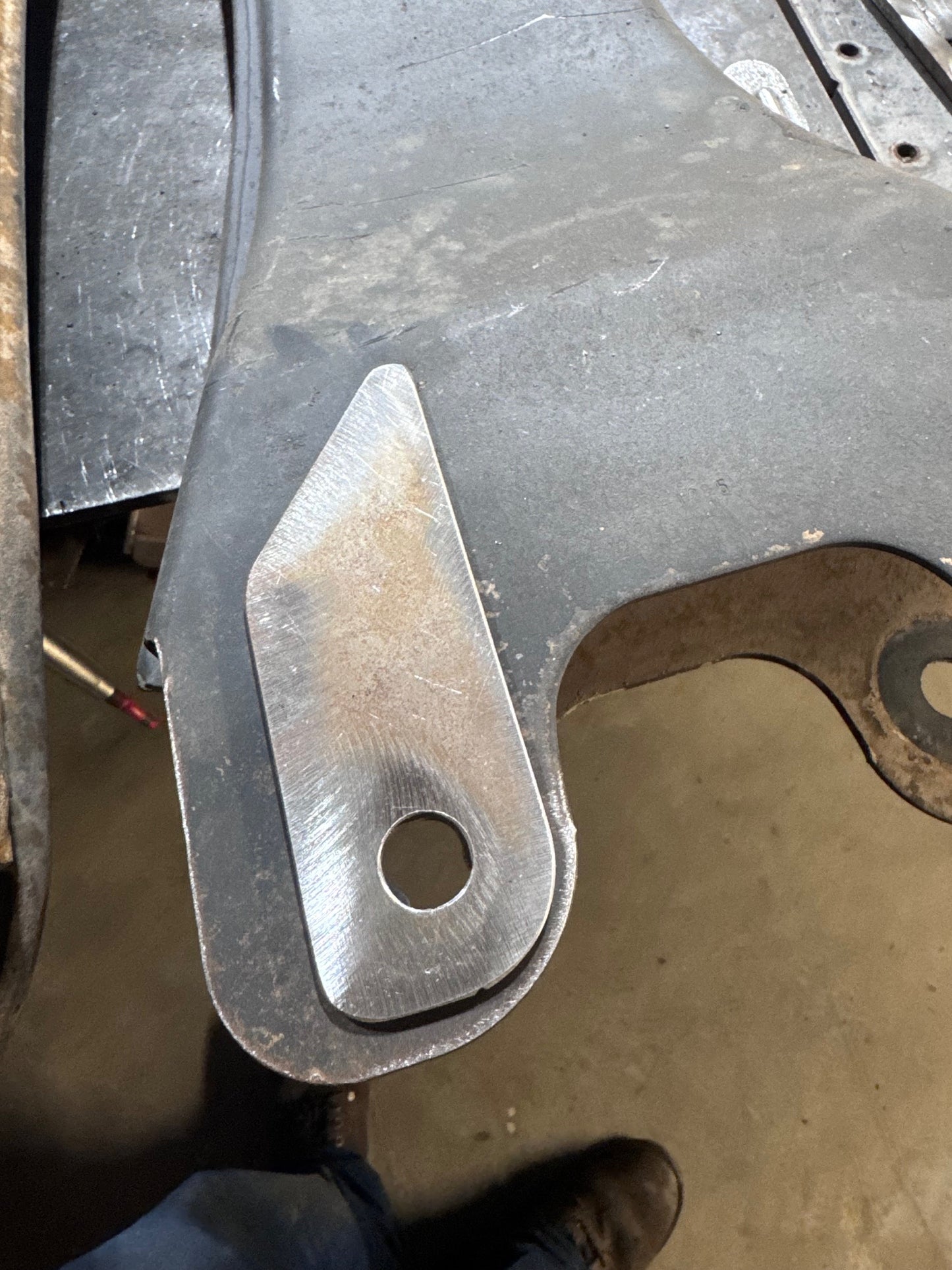 modified radius arms for superduty trucks