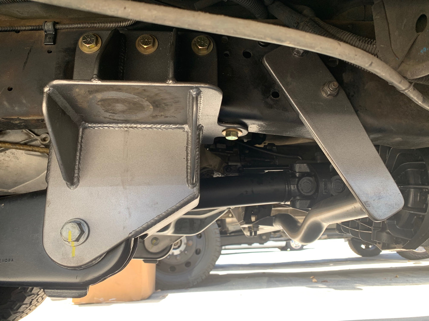 4x4 econonline transmission crossmember 1996-2008